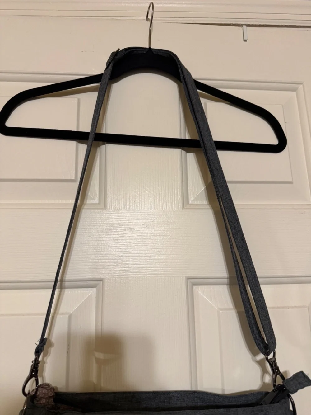 Lug Mambo Gray Crossbody Shoulder RFID Bag w/ Key Holster and Storage EUC